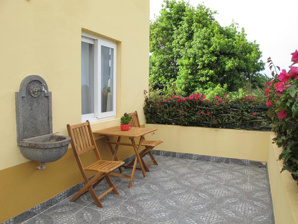 Bisbis House Affittacamere Porto Moniz Esterno foto