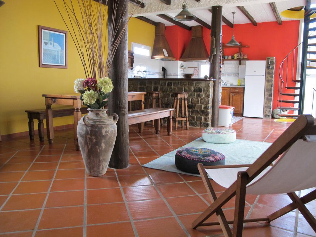Bisbis House Affittacamere Porto Moniz Esterno foto